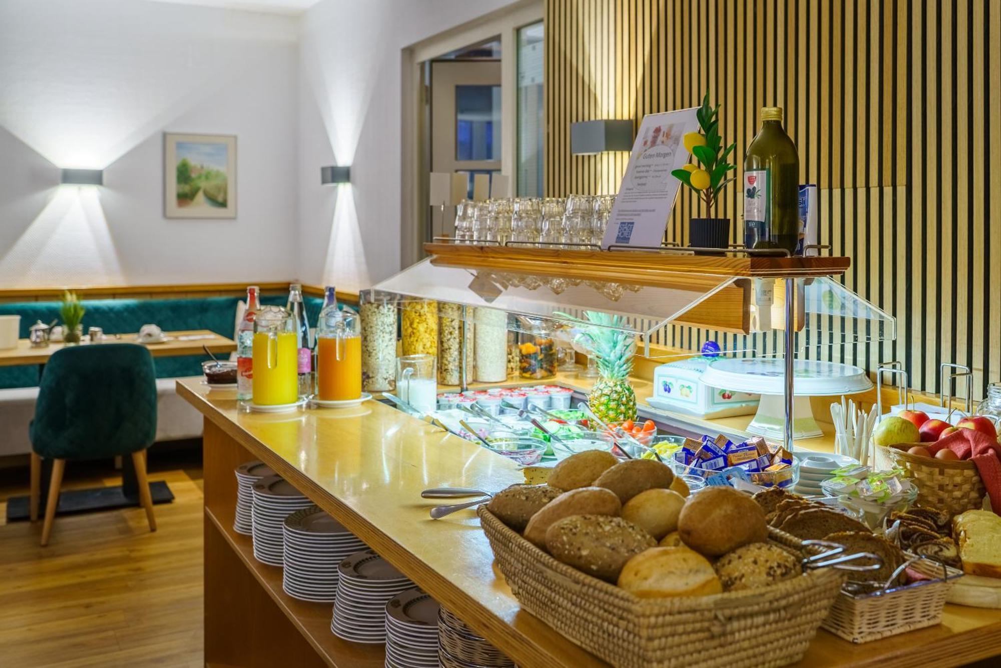 Stadthotel Pfeffermuehle 겐넨바흐 외부 사진