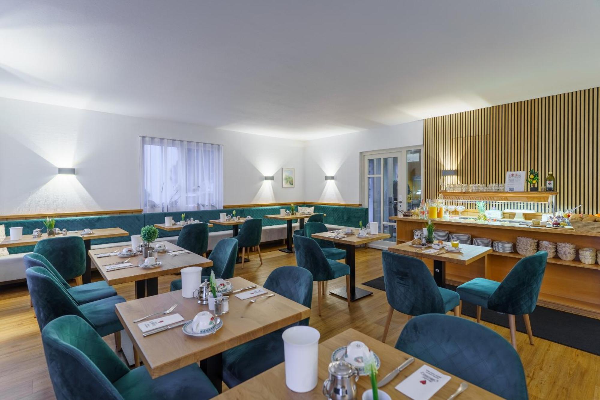Stadthotel Pfeffermuehle 겐넨바흐 외부 사진