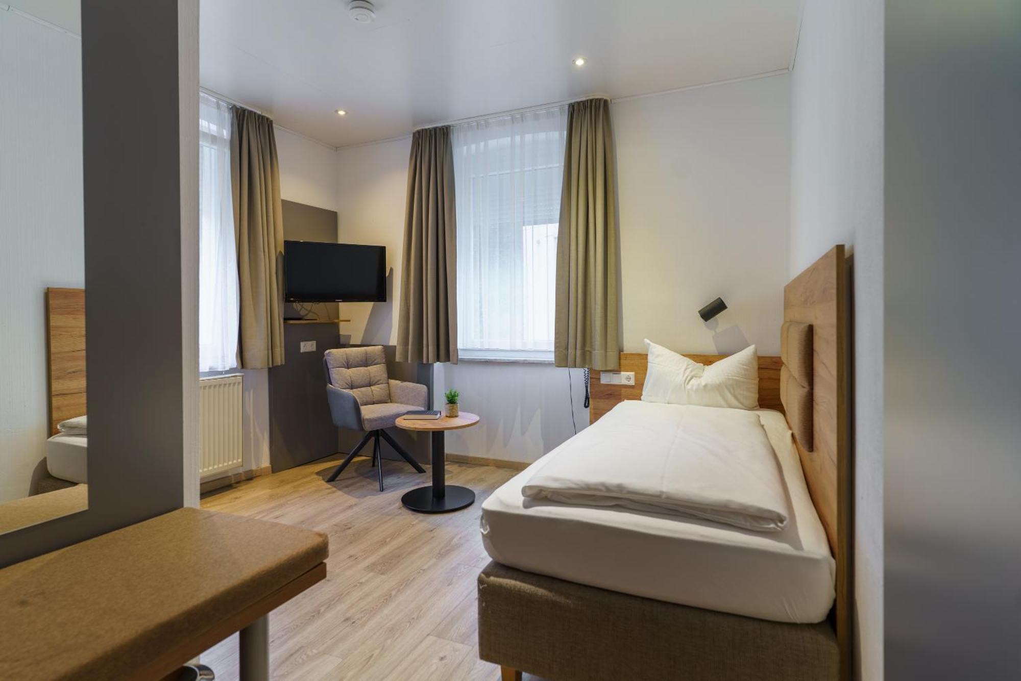 Stadthotel Pfeffermuehle 겐넨바흐 외부 사진