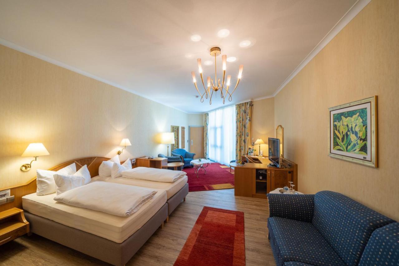 Stadthotel Pfeffermuehle 겐넨바흐 외부 사진