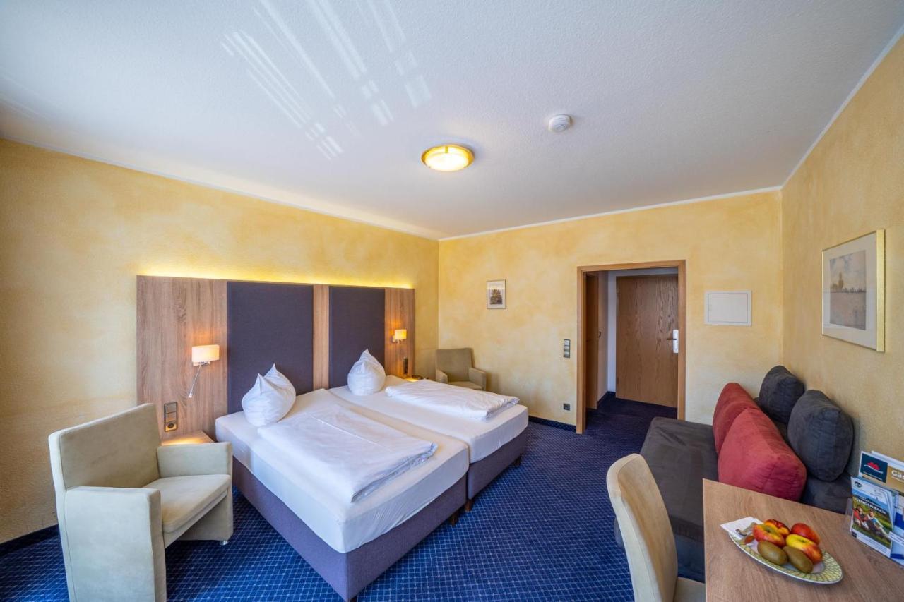 Stadthotel Pfeffermuehle 겐넨바흐 외부 사진